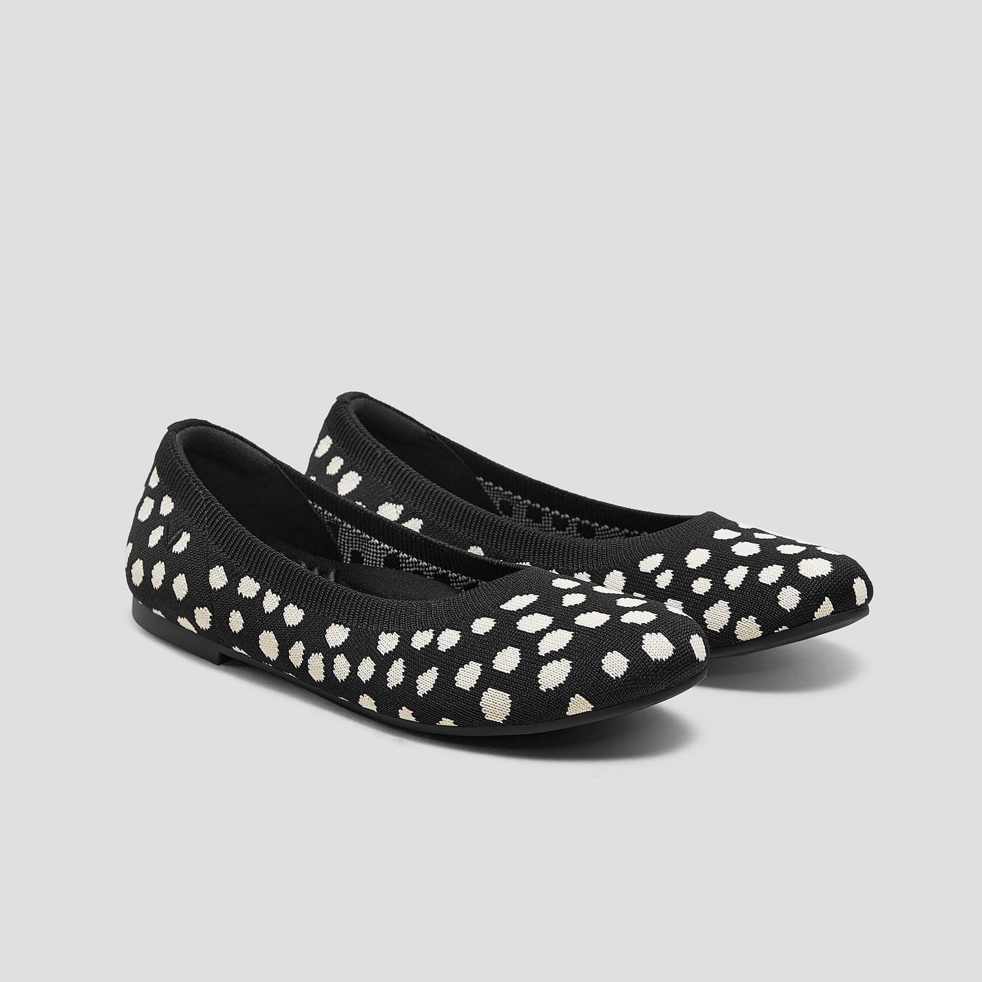 Round-Toe Flats (Claire)
