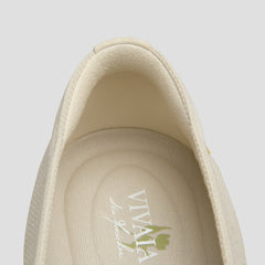 Healing Garden | Round-Toe Embroidered Loafers (Audrey)