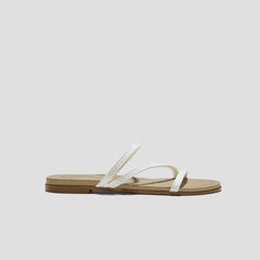 Round-Toe Flip-Flops (Carla)
