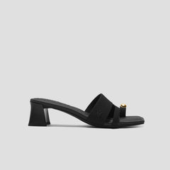 Square-Toe Toe Ring Sandals (Jayna)