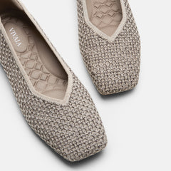 Square-Toe Margot V-Cut Flats (Margot 3.0)