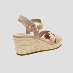 Round-toe Wedge Sandals (Sally Pro)