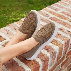 Classic Unisex Sneakers (V-Tune)