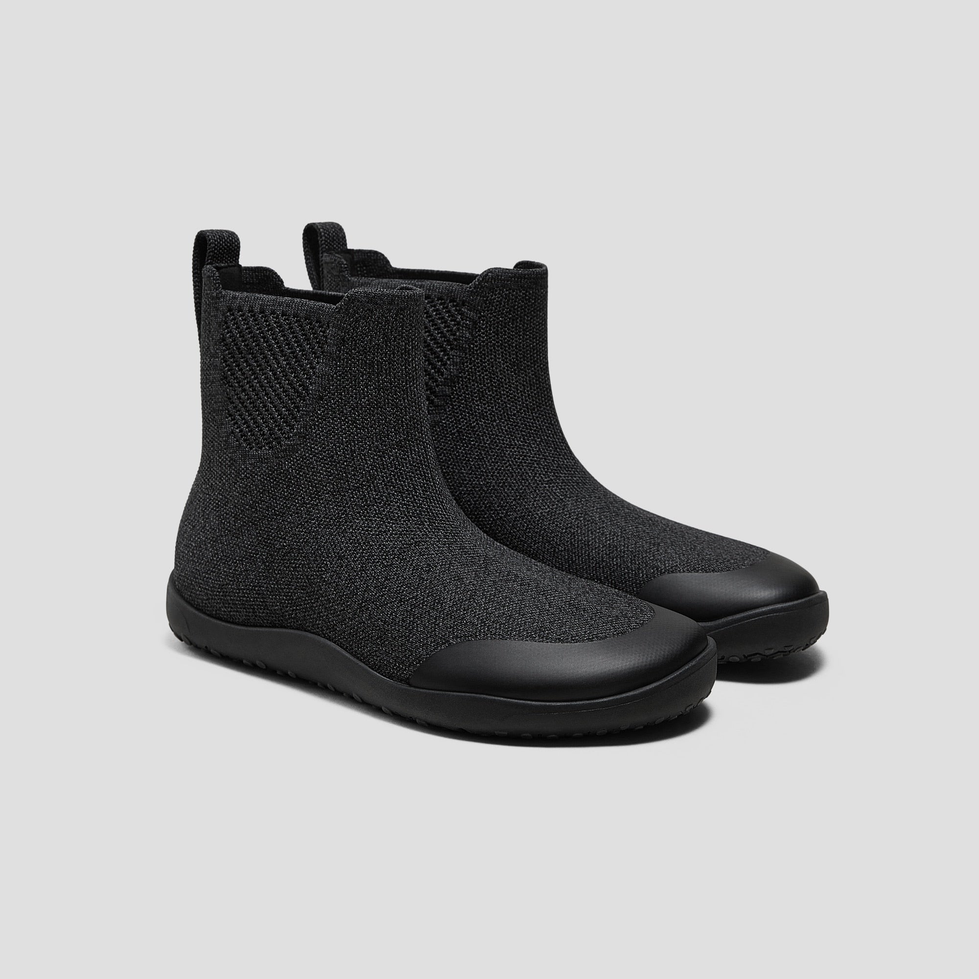 Round-Toe Barefoot Sneakers (Milo)