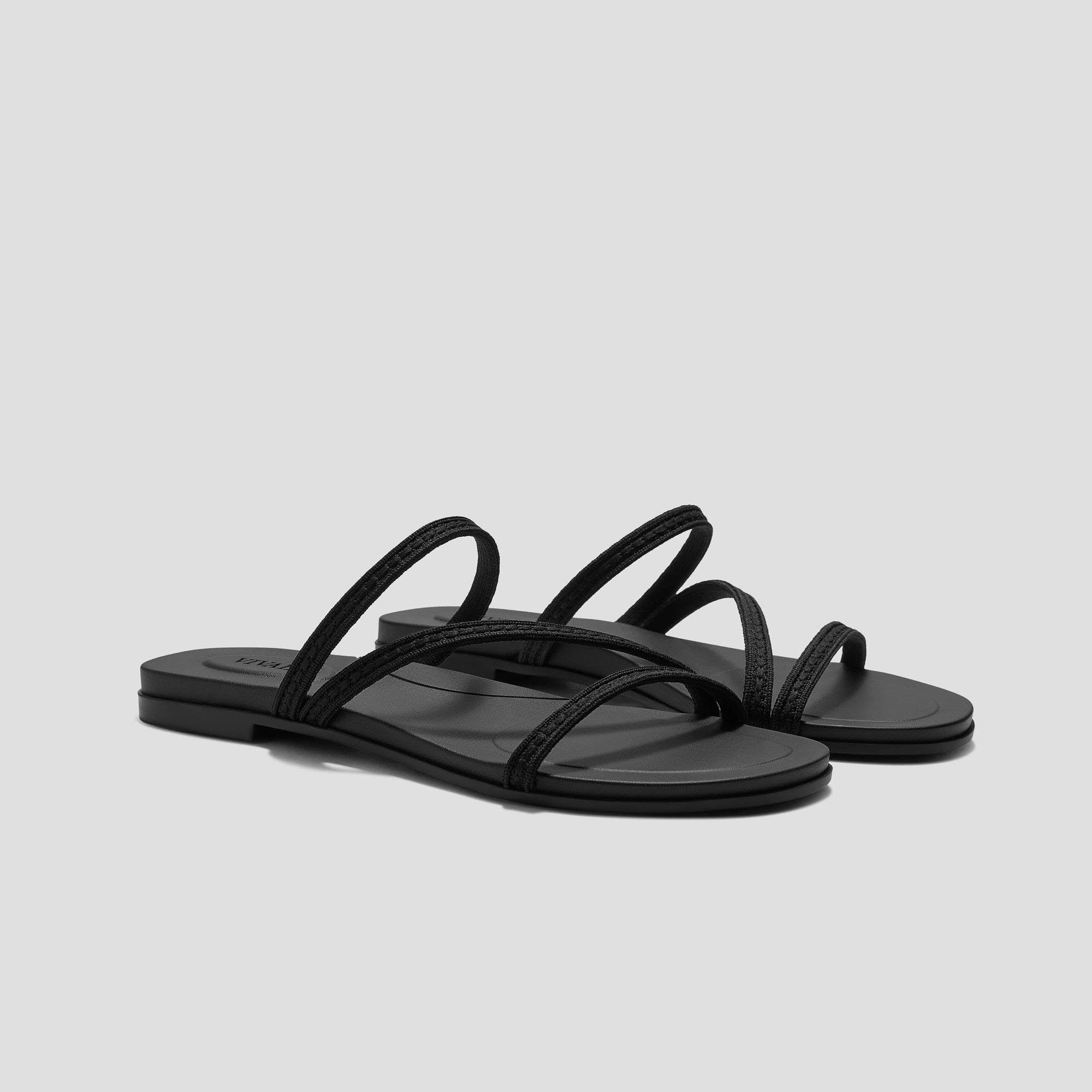 Round-Toe Flip-Flops (Carla)