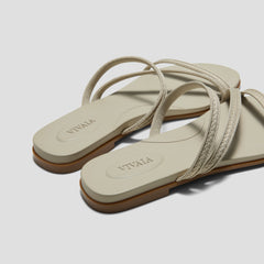 Round-Toe Flip-Flops (Carla)