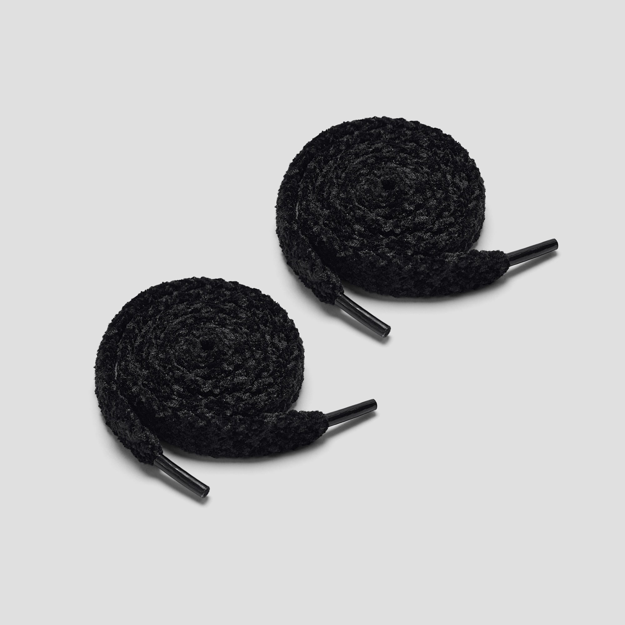 Plush Shoelace (Aela)