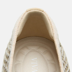 Square-Toe Margot V-Cut Flats (Margot 3.0)